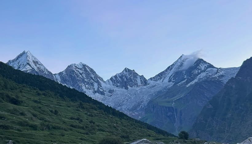 Must-Visit Places During Munsiyari Trip for Nature, Adventure, Trekking, Glaciers, Valleys, and Himalayan Mountain Views